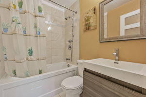  Photo 47