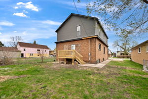 718 Greenbay Ave_003