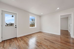 718 Greenbay Ave_020