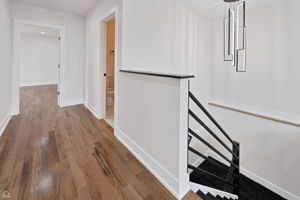718 Greenbay Ave_023