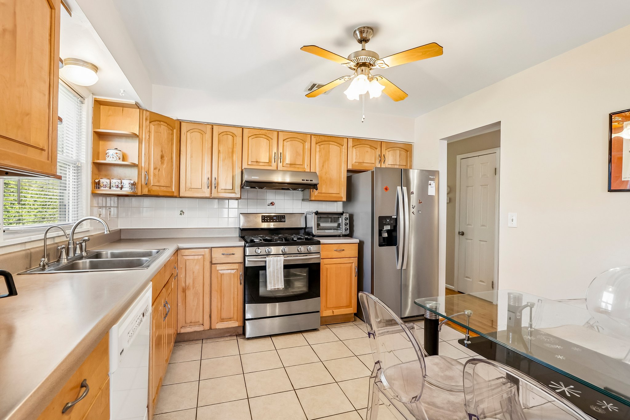 New Dover Rd-S1305-016.jpg