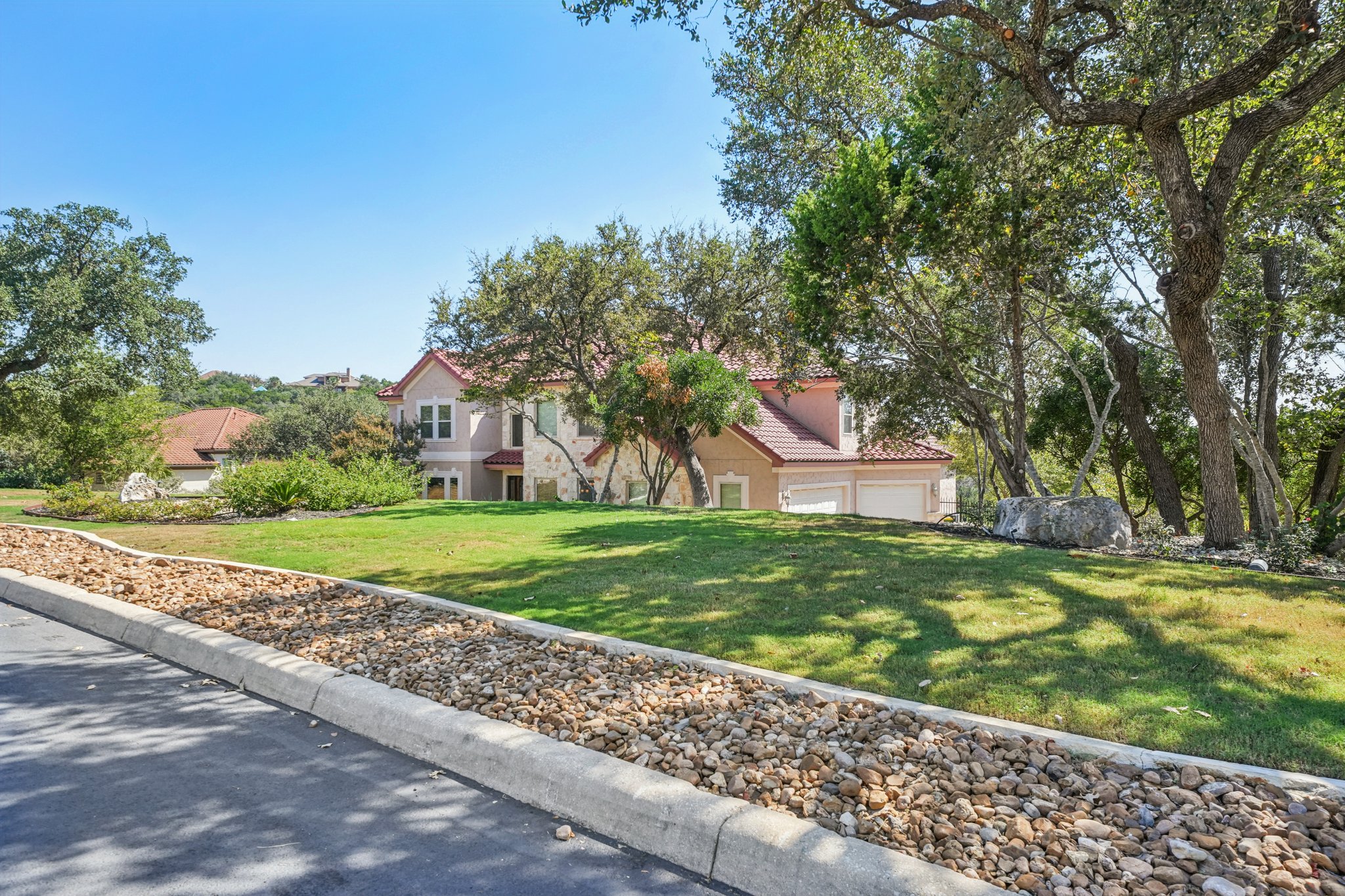 Ruidosa Downs-S1610-002.jpg