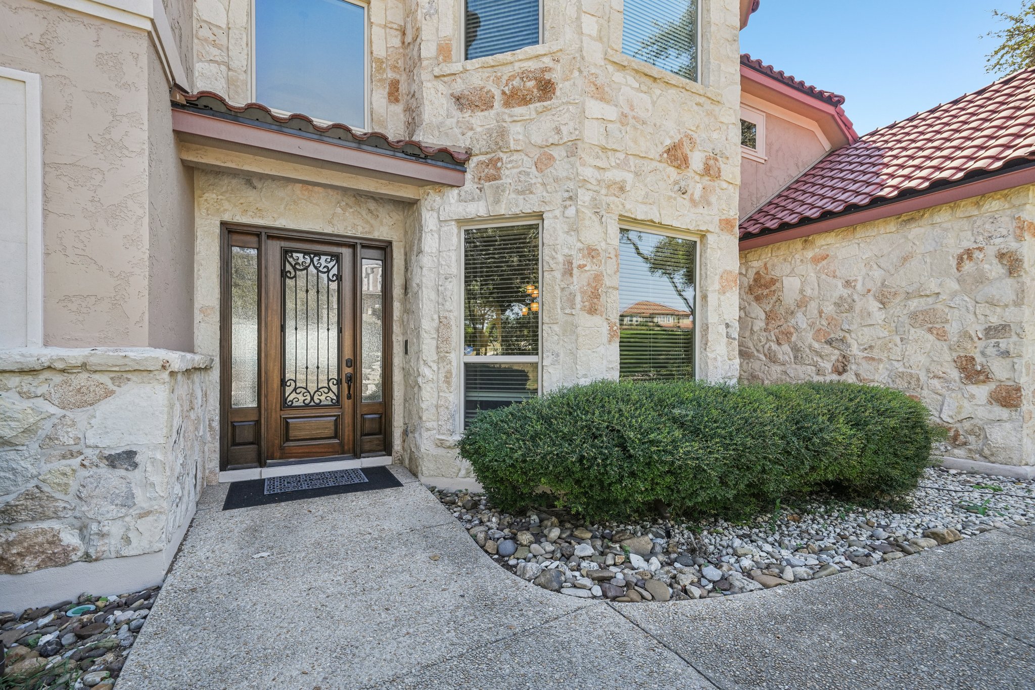 Ruidosa Downs-S1610-005.jpg