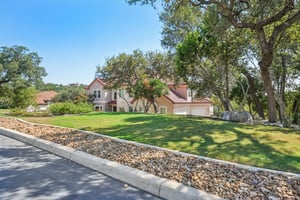 Ruidosa Downs-S1610-002.jpg