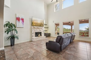 Ruidosa Downs-S1610-010.jpg