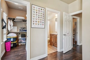 Ruidosa Downs-S1610-040.jpg