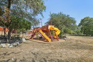 Ruidosa Downs-S1610-064.jpg