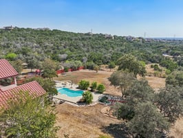 Ruidosa Downs-S1610-072.jpg