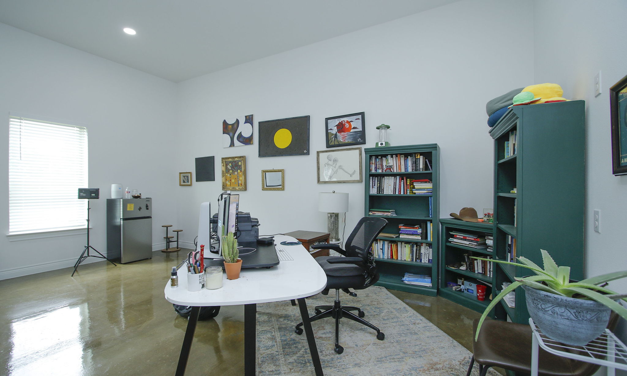  Photo 41