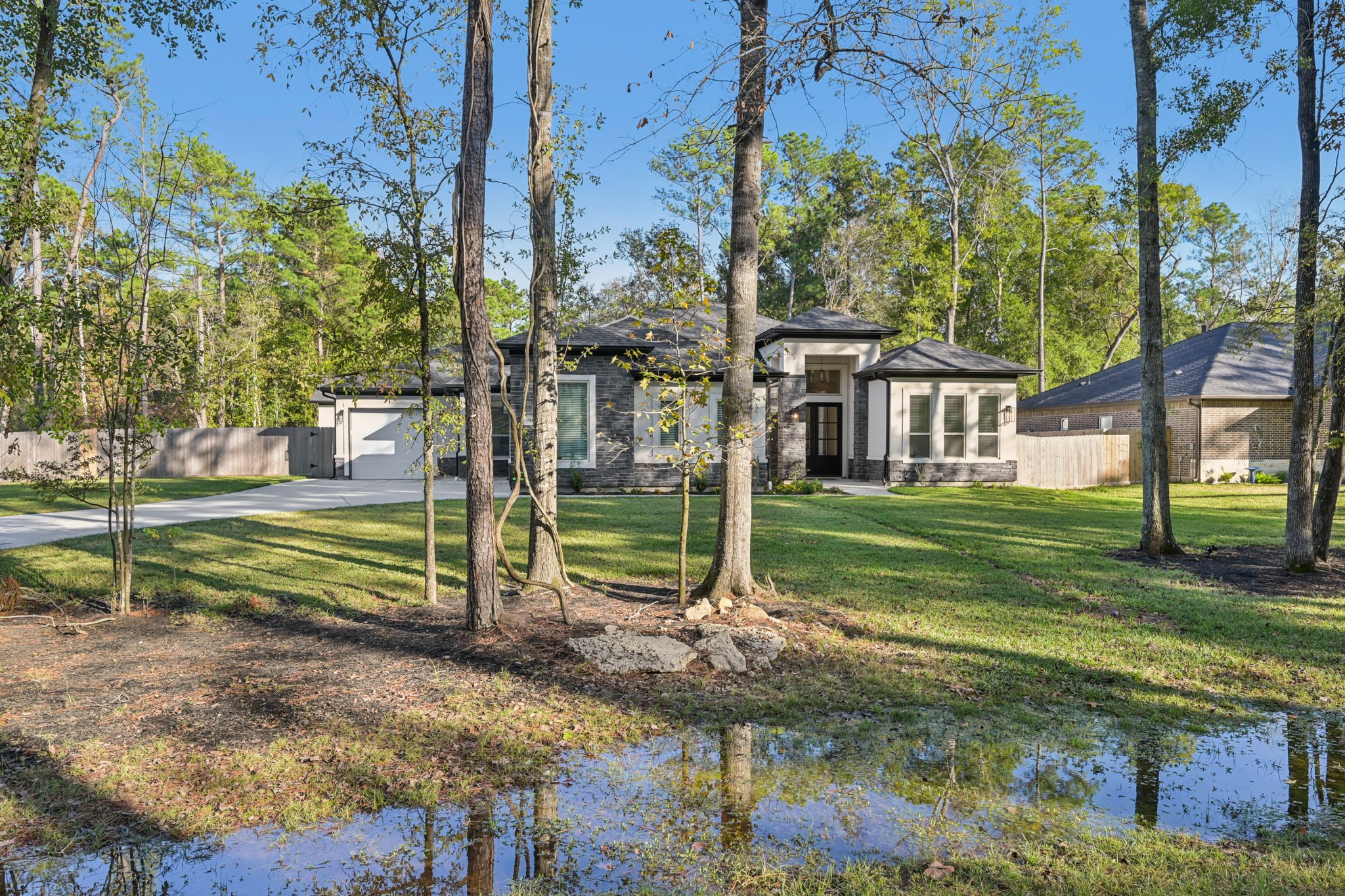 Weeping Willow Way-S0712-007.jpg