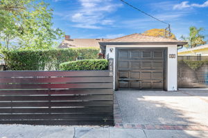 001_718 Whipple Ave  Redwood