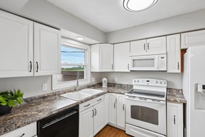 N 400-S2907-009.jpg