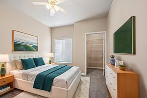 _DSC8482 virtually staged.jpeg