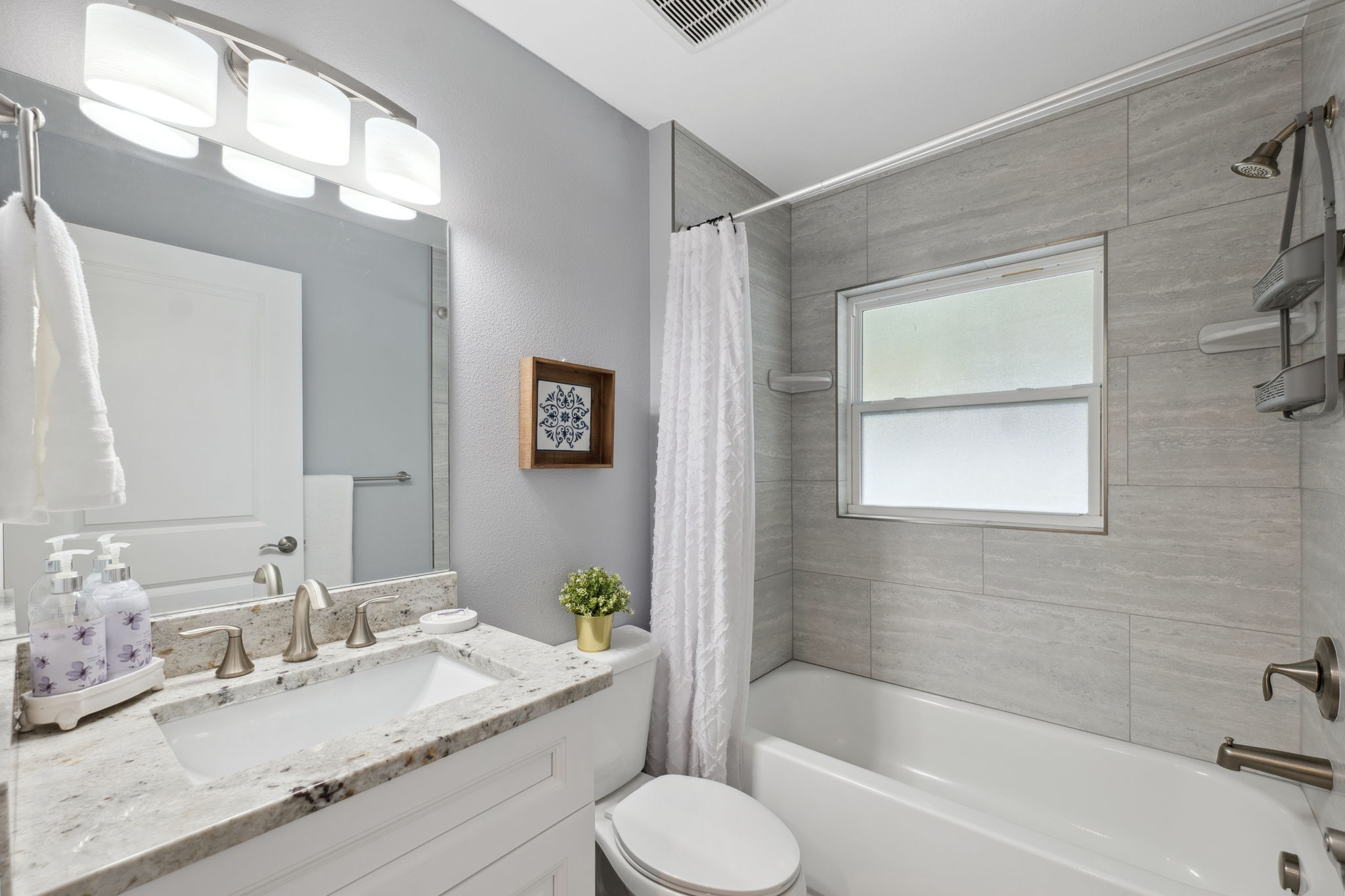 unit F bathroom