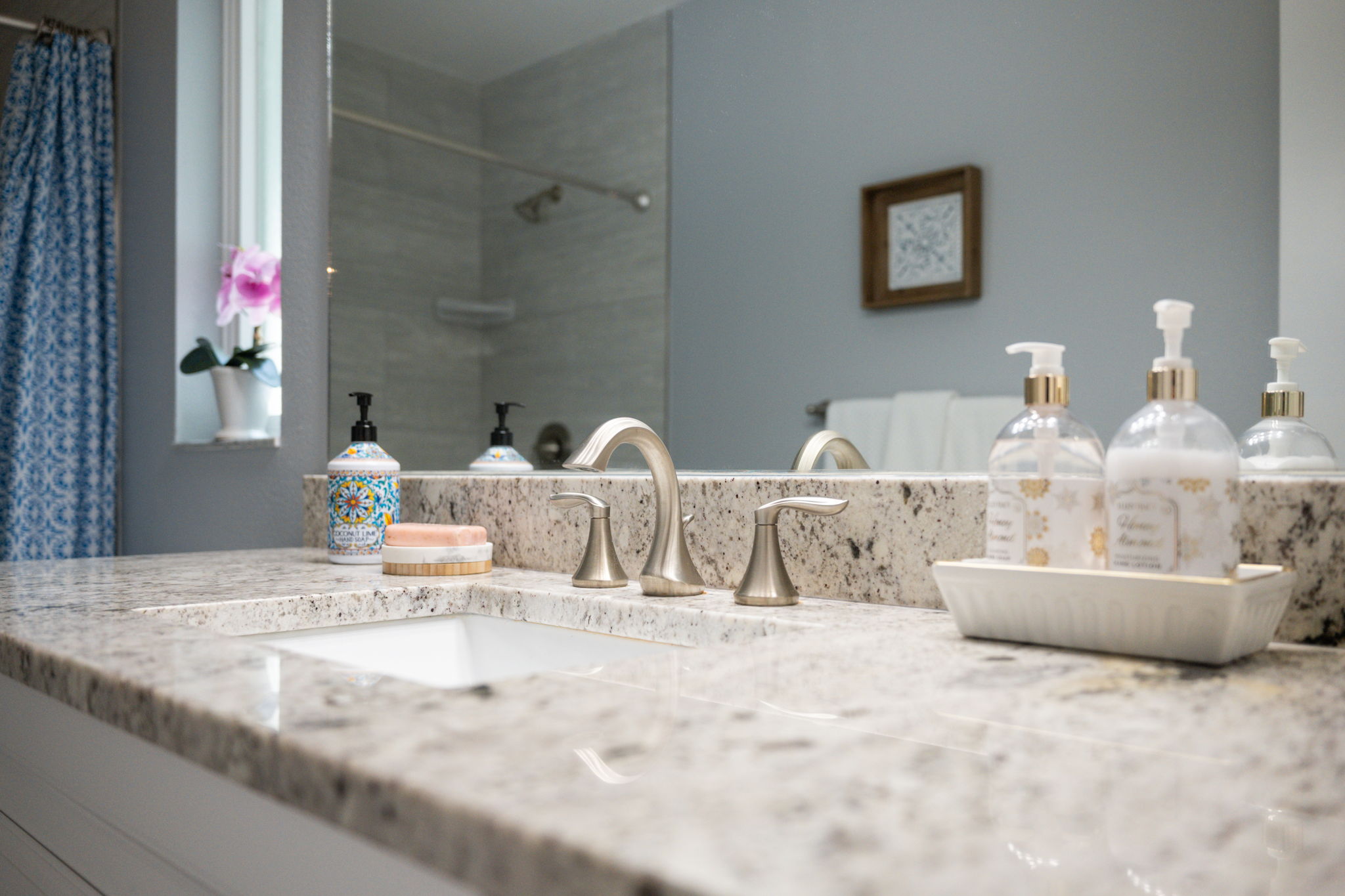 Unit F master bathroom