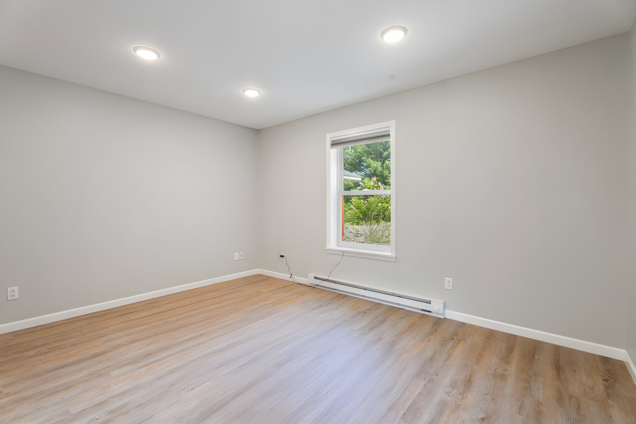 AHM07639 furniture removed.jpeg