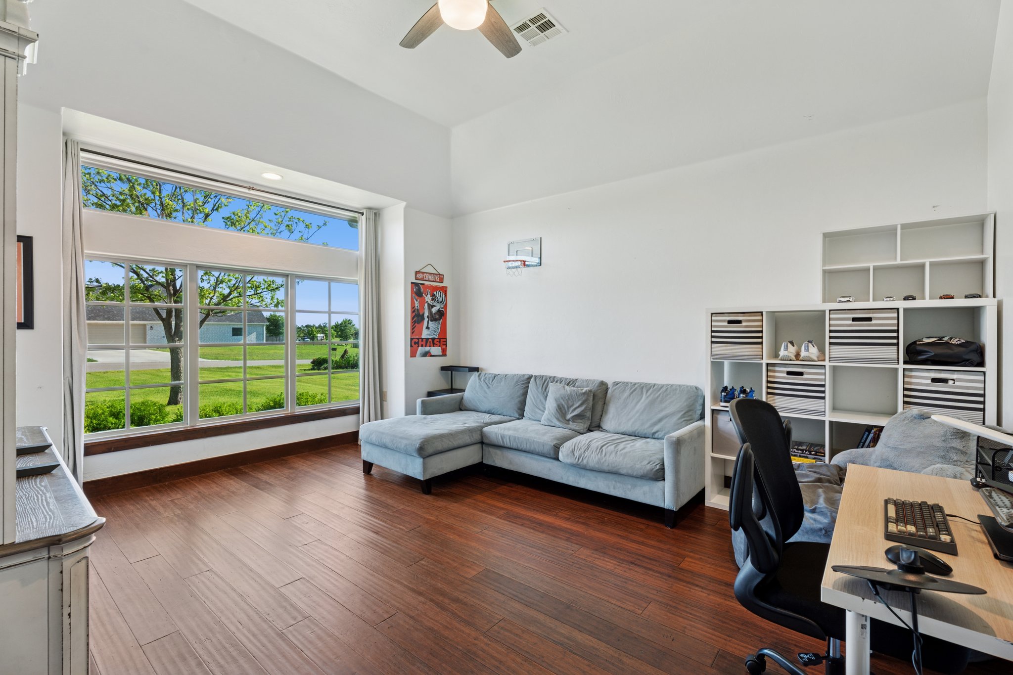 719 Karen Ave_005.jpg