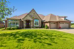 719 Karen Ave_003.jpg