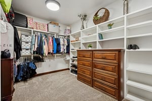 719 Karen Ave_033.jpg