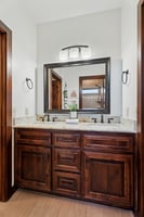 719 Karen Ave_035.jpg