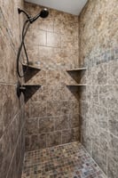 719 Karen Ave_037.jpg