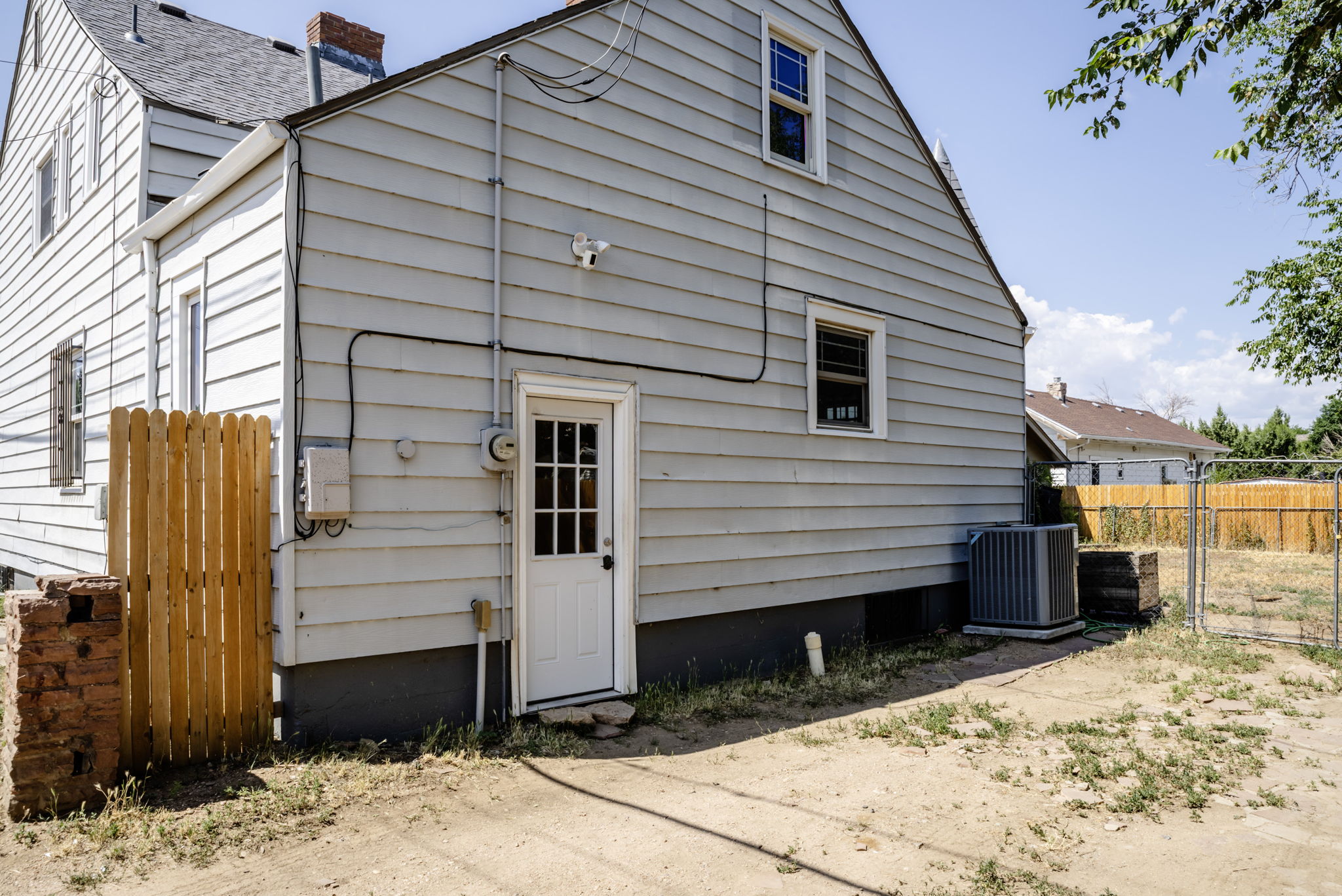  Photo 37