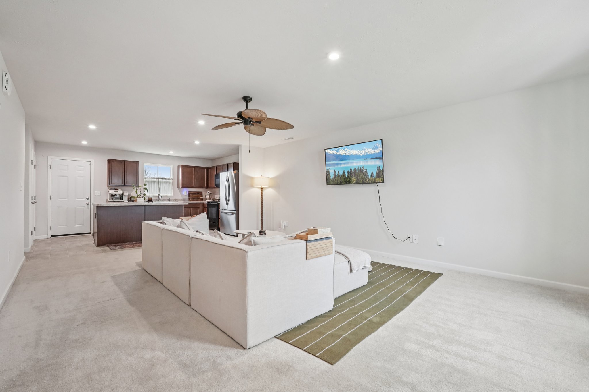 E Rising Sun Cir-S2502-008.jpg