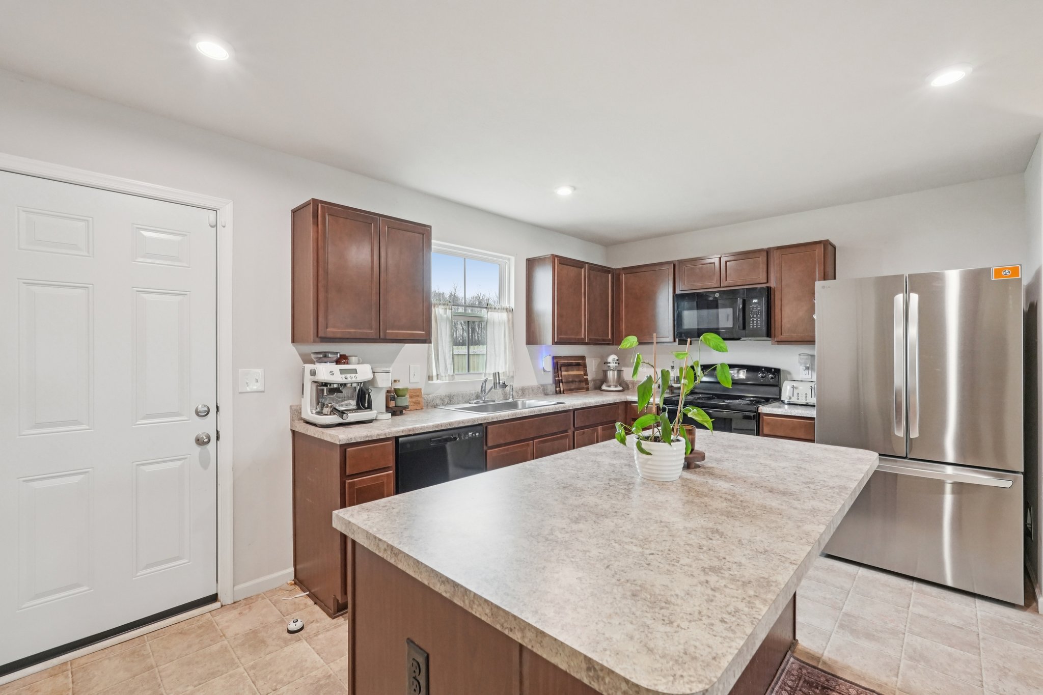 E Rising Sun Cir-S2502-018.jpg