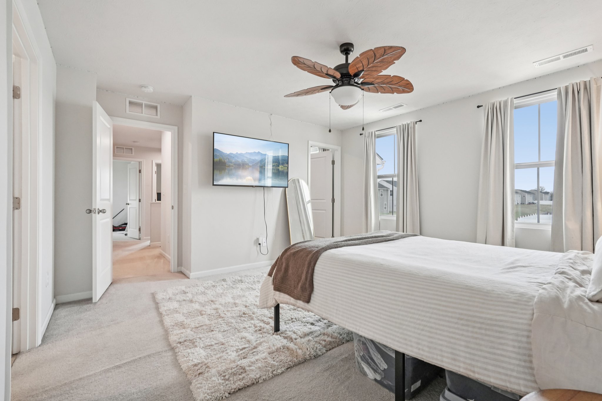 E Rising Sun Cir-S2502-023.jpg