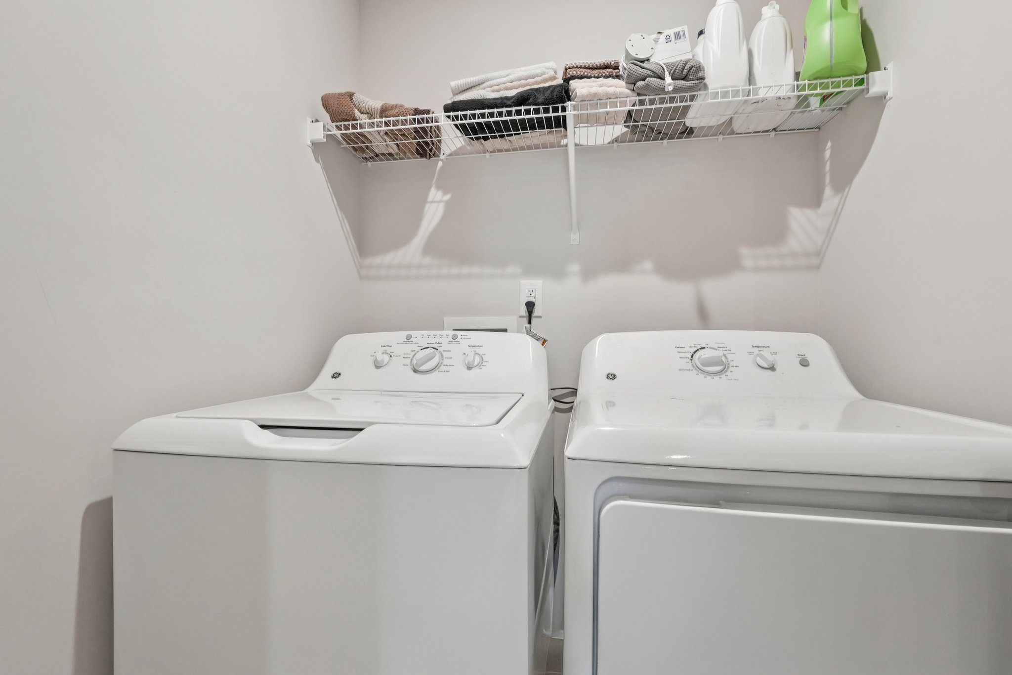 E Rising Sun Cir-S2502-044.jpg