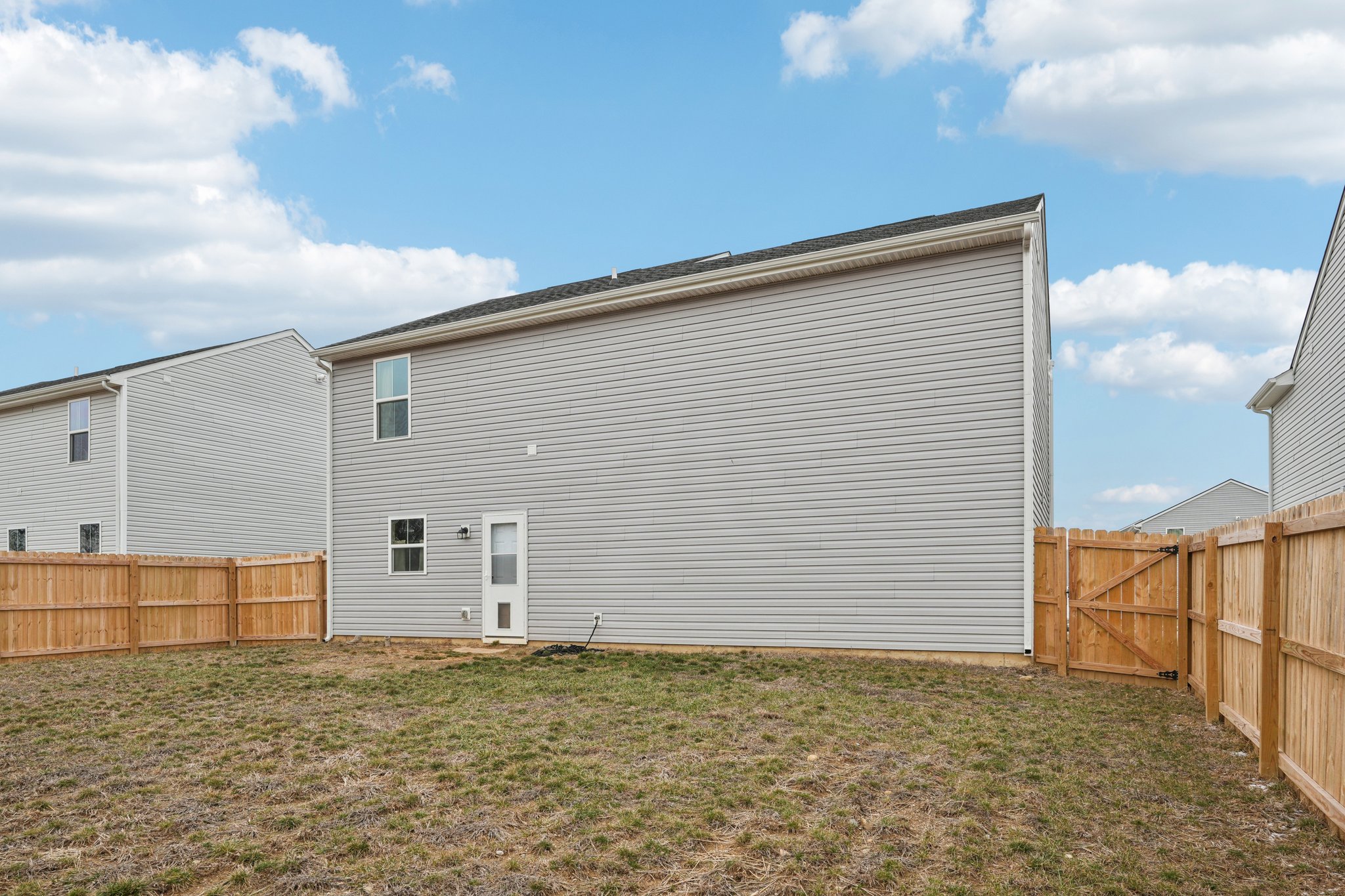 E Rising Sun Cir-S2502-051.jpg