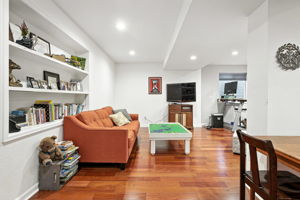  Photo 38
