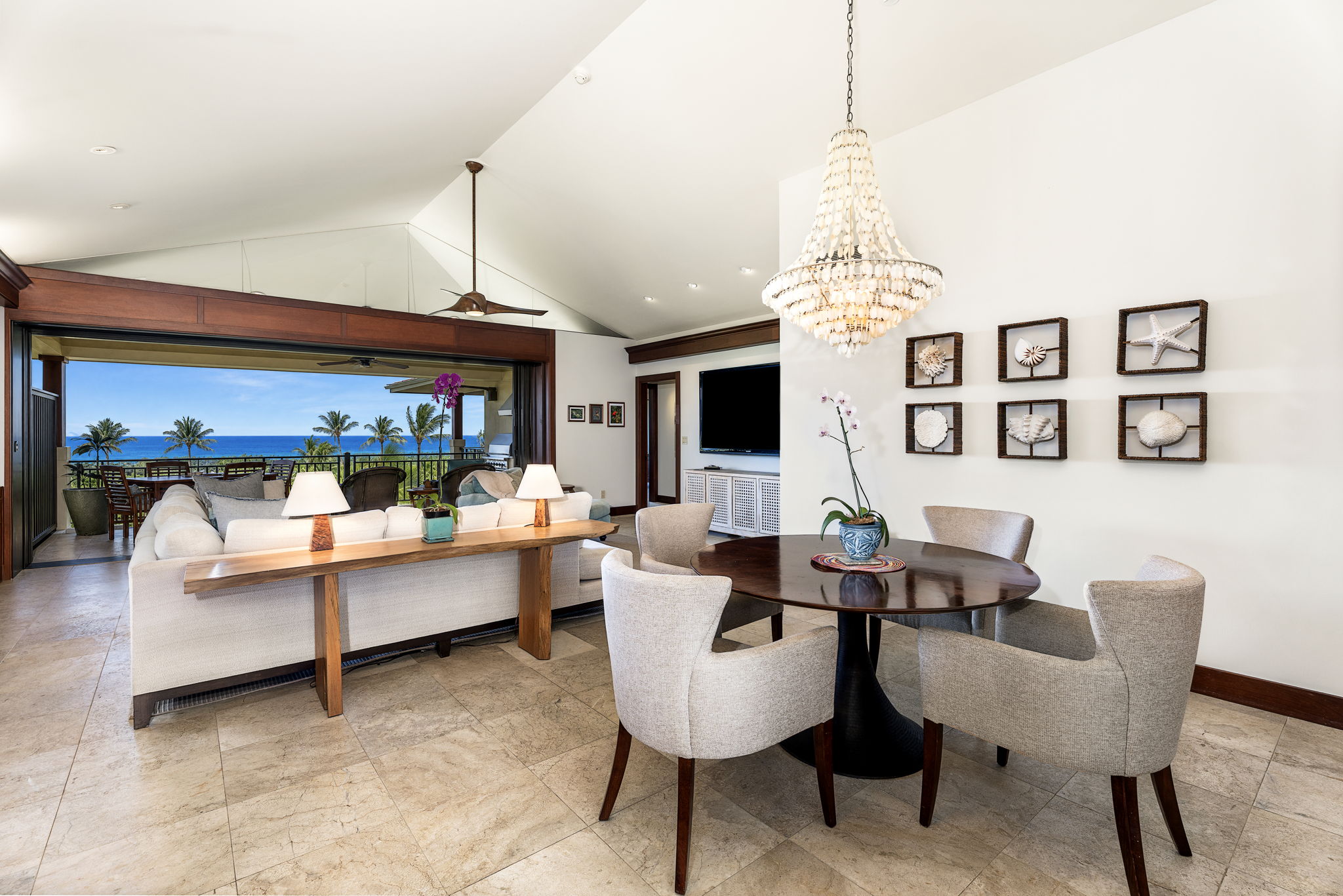K Dining Area a