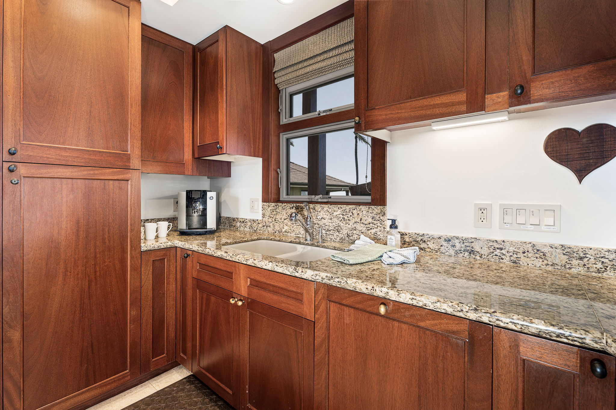 Kitchen 5