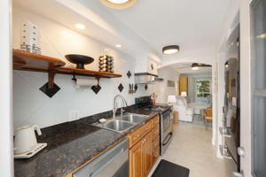 Kitchen w/Rear Entry