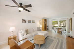 Living Room/Dining Area