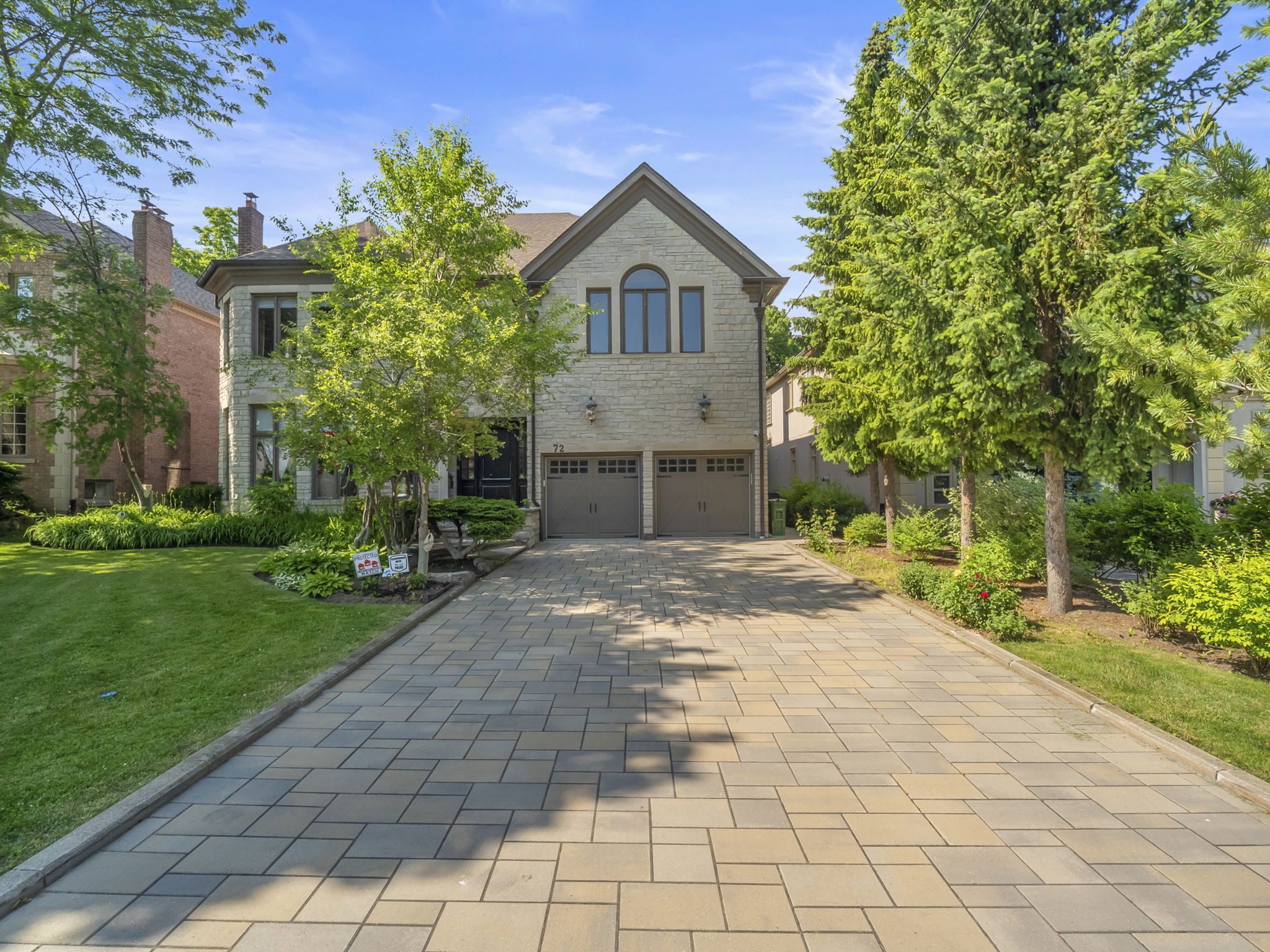 72 Gordon Rd Toronto, ON M2P 1E4