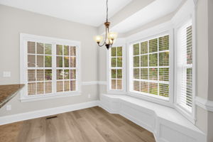 72 W Thicket Dr-10