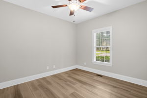 72 W Thicket Dr-20