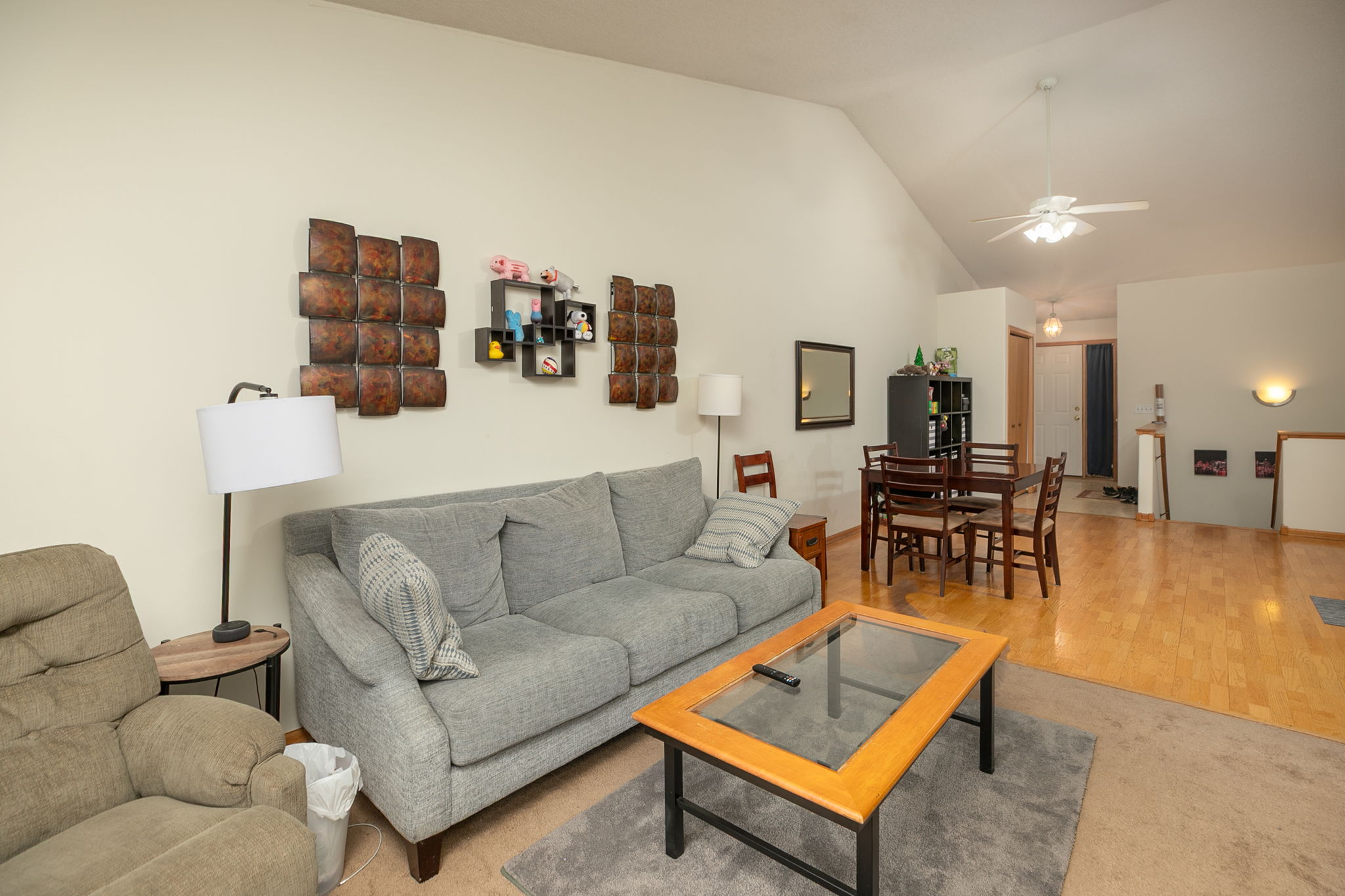 06-Living Room