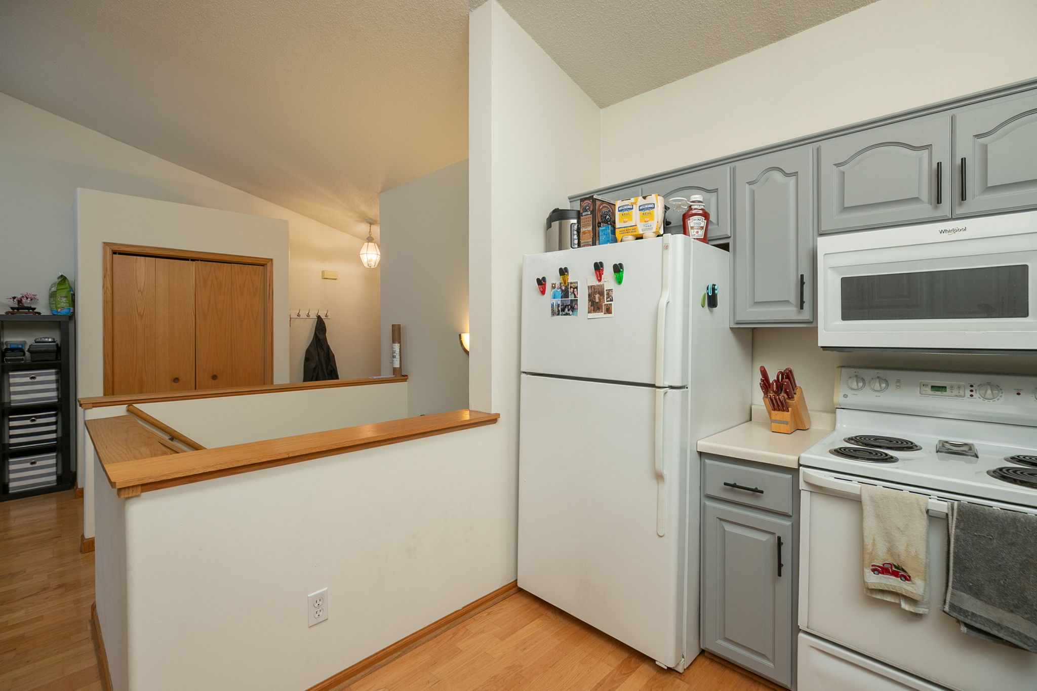 13-Kitchen