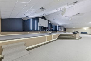  Photo 35