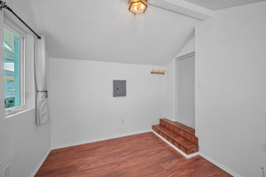 Bedroom1 Loft4