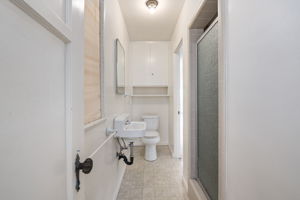 Shared 3/4 Bathroom