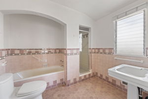 Ensuite bathroom