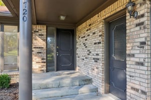 Lindenwood Dr-006.jpg