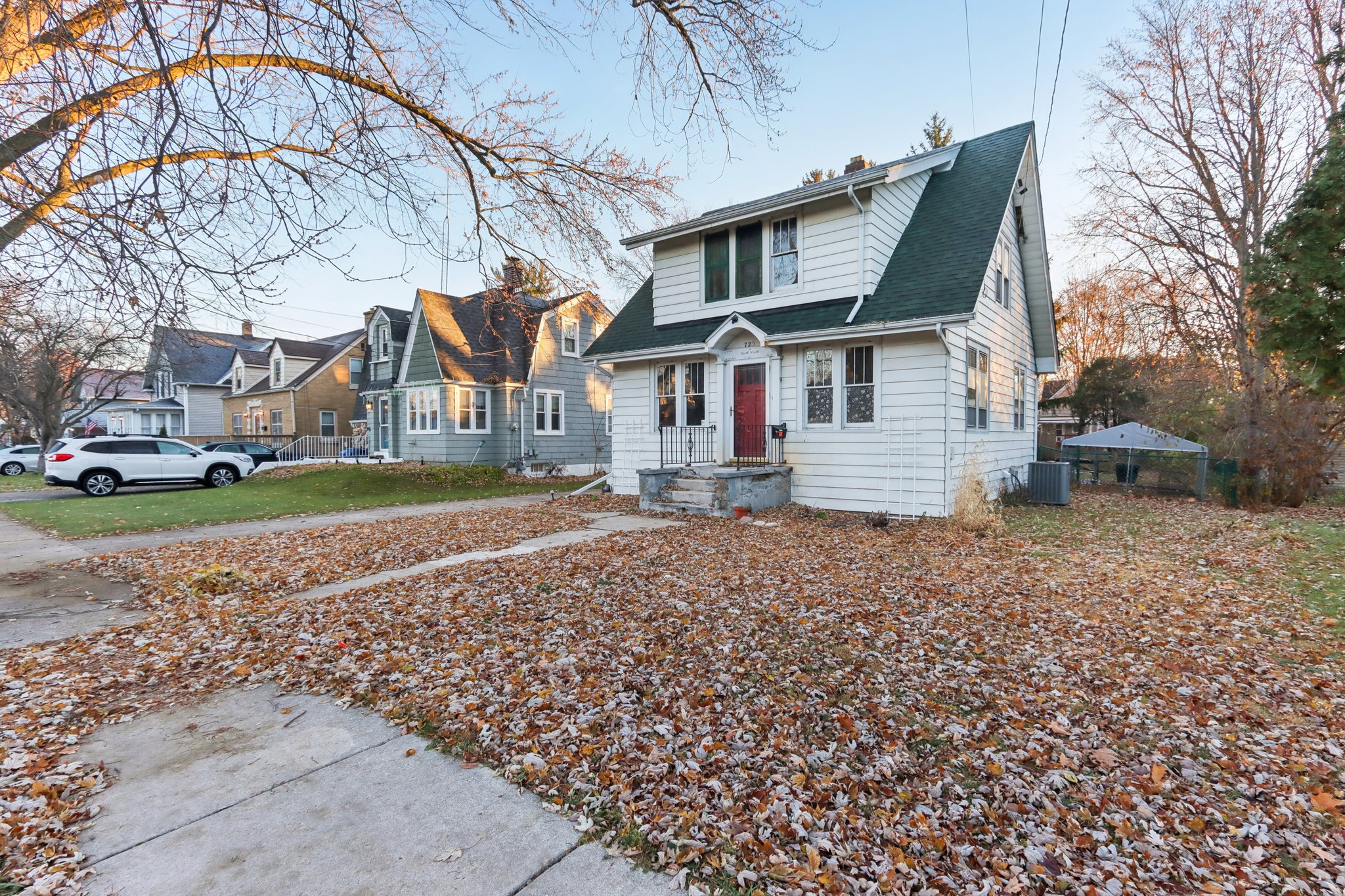 720 N 9th St House-S2411-003.jpg