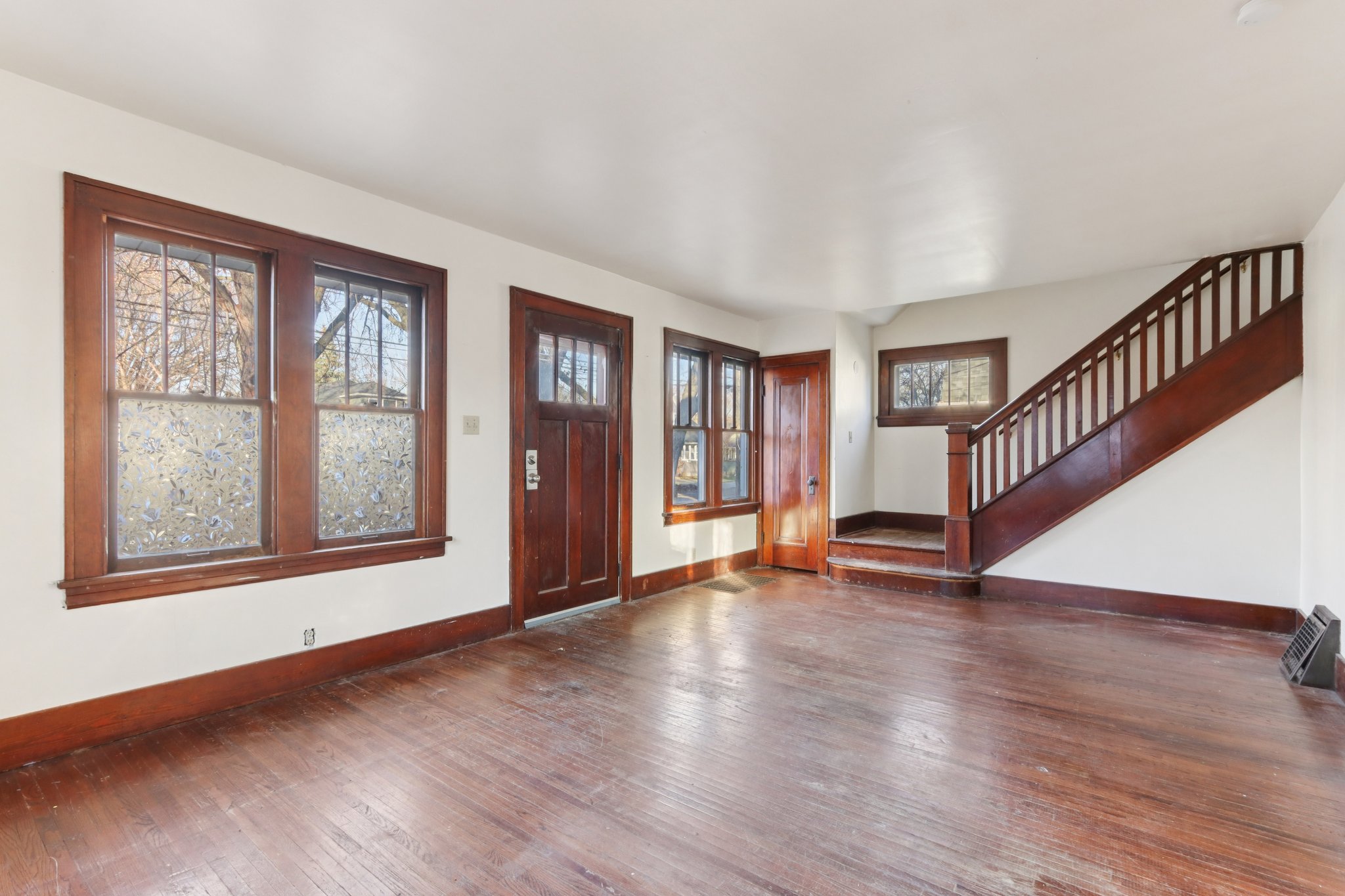 720 N 9th St House-S2411-004.jpg