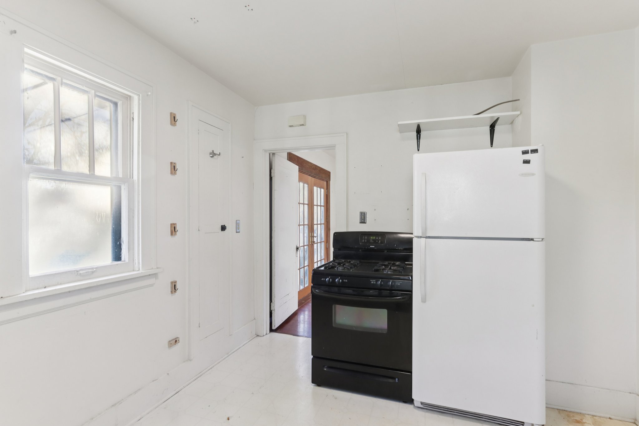 720 N 9th St House-S2411-011.jpg