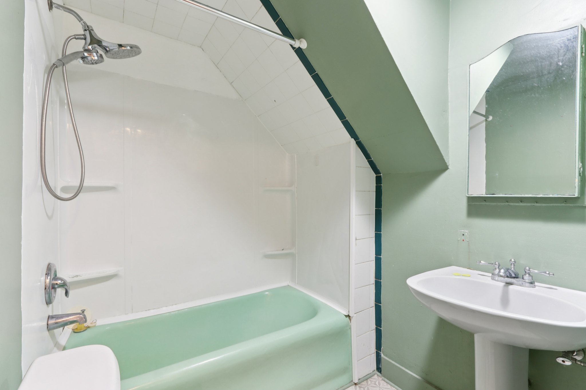 720 N 9th St House-S2411-014.jpg